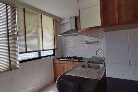 Condominio de 2 dormitorios en Watthana, Bangkok, Tailandia № 47475 - foto 6