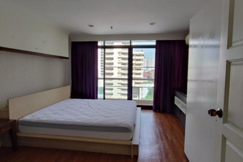 Condominio de 2 dormitorios en Watthana, Bangkok, Tailandia № 47475 - foto 8