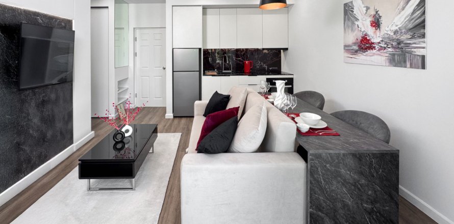 Studio in Enigma Residence, Phuket, Thailand № 179054
