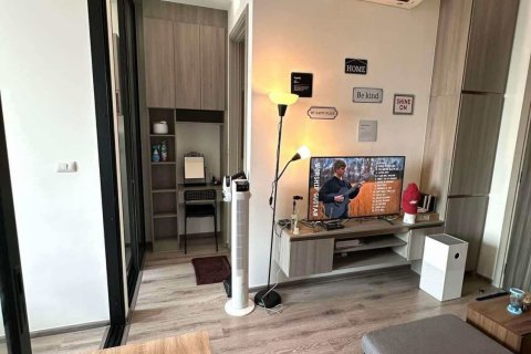 Studio dans le Condo à Watthana, Bangkok, Thaïlande  № 137004 - photo 6
