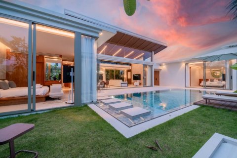 Chalet de 3 dormitorios en Phuket, Tailandia № 172979 - foto 4