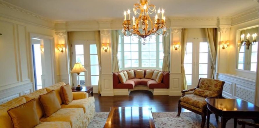 Condominio de 5 dormitorios en Bangkok, Tailandia № 172977