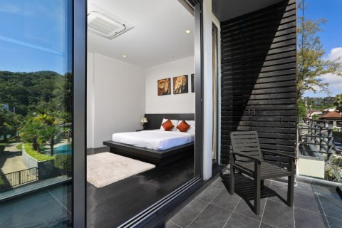 Adosado de 3 dormitorios en Phuket, Tailandia № 151831 - foto 15