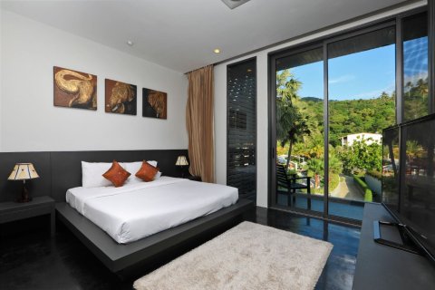 Adosado de 3 dormitorios en Phuket, Tailandia № 151831 - foto 14