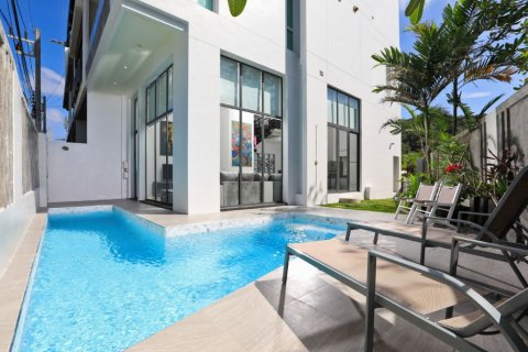 Townhouse in Phuket, Thailand 3 bedrooms № 151831