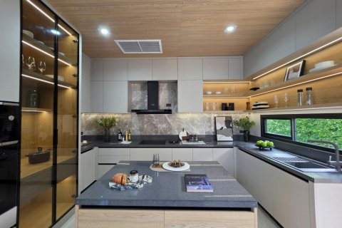 Villa in Bang Lamung, Thailand 4 bedrooms № 222721 - photo 7