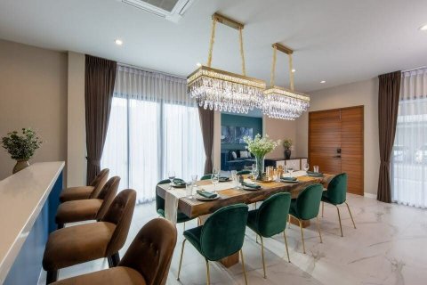 Chalet de 5 dormitorios en Chiang Mai, Tailandia № 160024 - foto 7