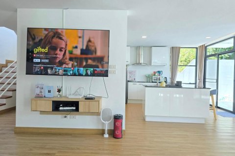 Chalet de 4 dormitorios en Chiang Mai, Tailandia № 160027 - foto 9