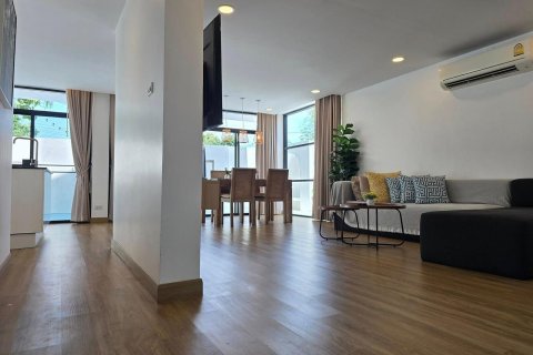 Chalet de 4 dormitorios en Chiang Mai, Tailandia № 160027 - foto 8