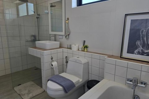 Chalet de 4 dormitorios en Chiang Mai, Tailandia № 160027 - foto 23