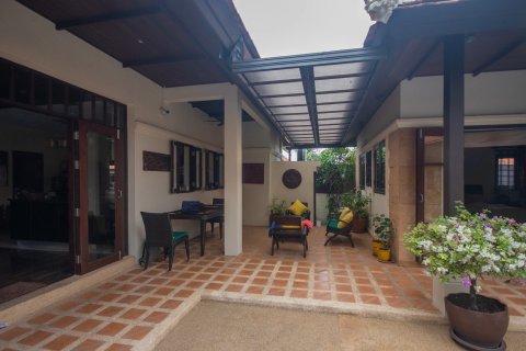 Chalet de 3 dormitorios en Phuket, Tailandia № 157867 - foto 9