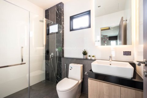 Chalet de 3 dormitorios en Hua Hin, Tailandia № 168472 - foto 9