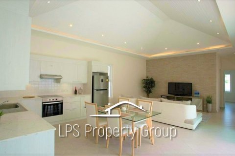Villa in Hua Hin, Thailand 3 Schlafzimmer № 168475 - Foto 6