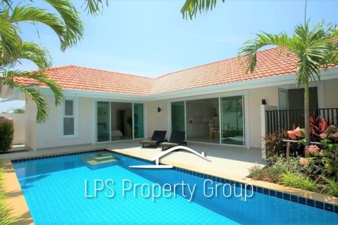Villa in Hua Hin, Thailand 3 bedrooms № 168475