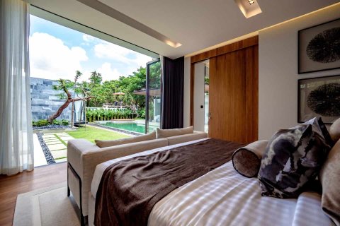Chalet de 4 dormitorios en Layan Beach, Tailandia № 166425 - foto 7