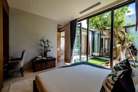 Chalet de 4 dormitorios en Layan Beach, Tailandia № 166425 - foto 20