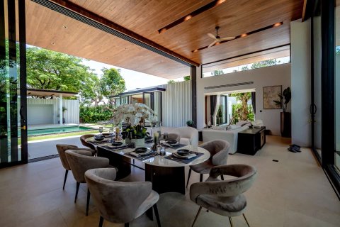 Chalet de 4 dormitorios en Layan Beach, Tailandia № 166425 - foto 17