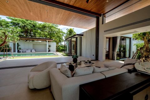 Chalet de 4 dormitorios en Layan Beach, Tailandia № 166425 - foto 14
