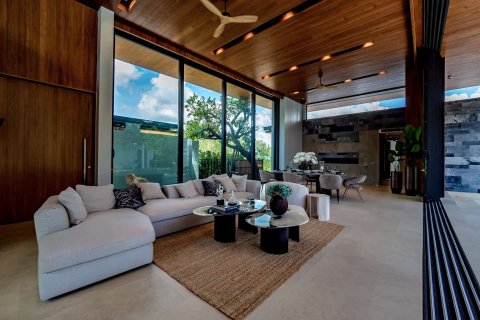 Chalet de 3 dormitorios en Layan Beach, Tailandia № 166426 - foto 5