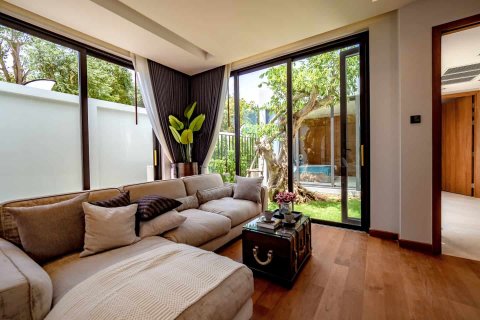 Chalet de 3 dormitorios en Layan Beach, Tailandia № 166426 - foto 18