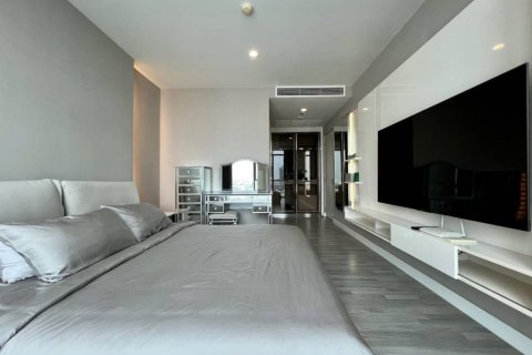 Condominio de 2 dormitorios en Khlong San, Bangkok, Tailandia № 172861 - foto 5