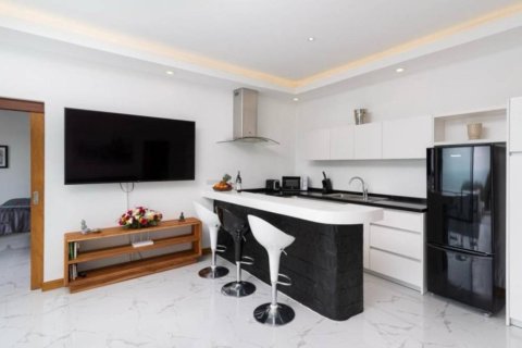 Apartamento de 2 dormitorios en Surat Thani, Tailandia № 172858 - foto 9