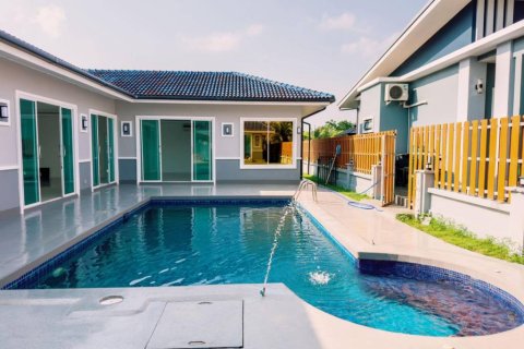Villa in Phuket, Thailand 4 Schlafzimmer № 172860