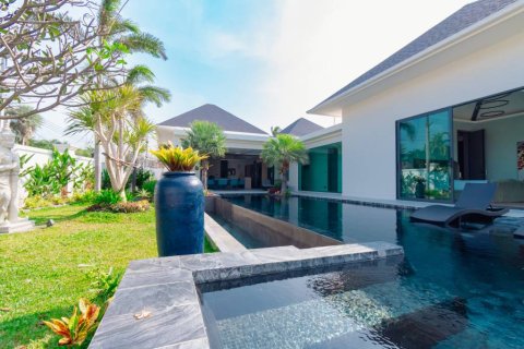 Chalet de 3 dormitorios en Pran Buri, Tailandia № 172863 - foto 3