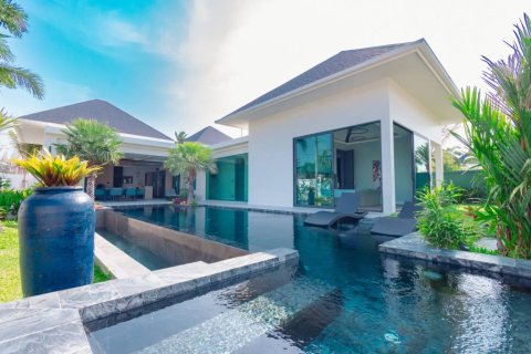 Chalet de 3 dormitorios en Pran Buri, Tailandia № 172863