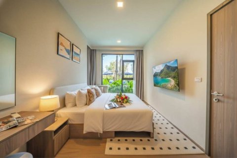 Condominio de 2 dormitorios en Phuket, Tailandia № 172859 - foto 3