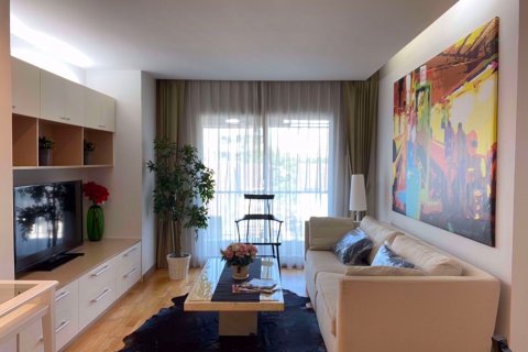 Condominio de 3 dormitorios en Phra Khanong, Bangkok, Tailandia № 47954