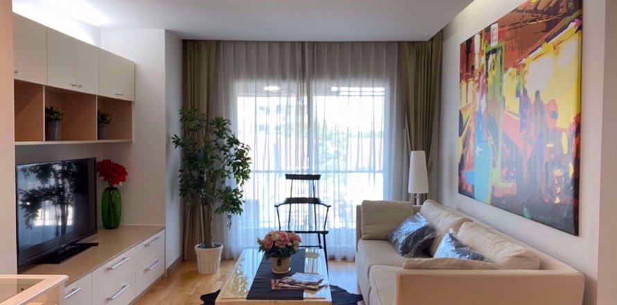 Condominio de 3 dormitorios en Phra Khanong, Bangkok, Tailandia № 47954