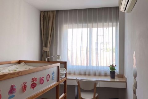 Condominio de 3 dormitorios en Phra Khanong, Bangkok, Tailandia № 47954 - foto 12
