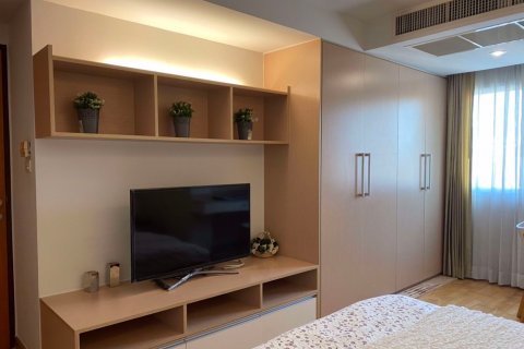 Condominio de 3 dormitorios en Phra Khanong, Bangkok, Tailandia № 47954 - foto 10