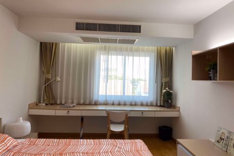 Condominio de 3 dormitorios en Phra Khanong, Bangkok, Tailandia № 47954 - foto 7