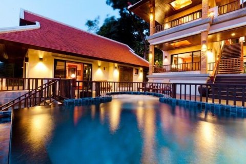 Villa in Phuket, Thailand 4 Schlafzimmer № 159033 - Foto 3