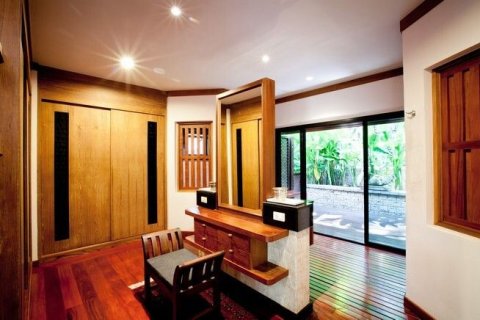 Villa in Phuket, Thailand 4 Schlafzimmer № 159033 - Foto 10