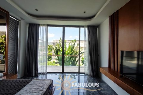 Villa in Rawai, Thailand 3 bedrooms № 179272 - photo 5