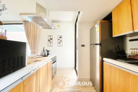 Chalet de 3 dormitorios en Bang Tao, Tailandia № 179271 - foto 18