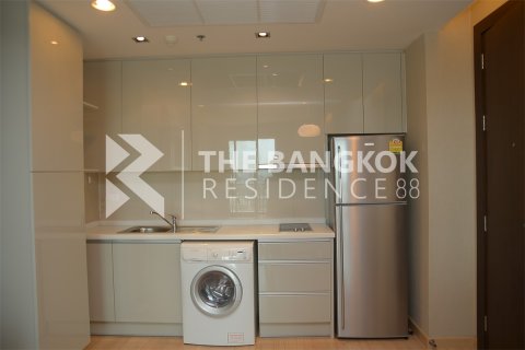 Condo in Bangkok, Thailand, 2 bedrooms № 187253 - photo 6