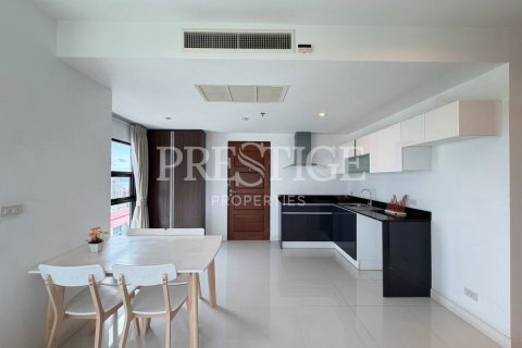Condo in Pattaya, Thailand, 2 bedrooms № 220693 - photo 7