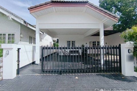 Haus in Pattaya, Thailand 2 Schlafzimmer № 233482 - Foto 2