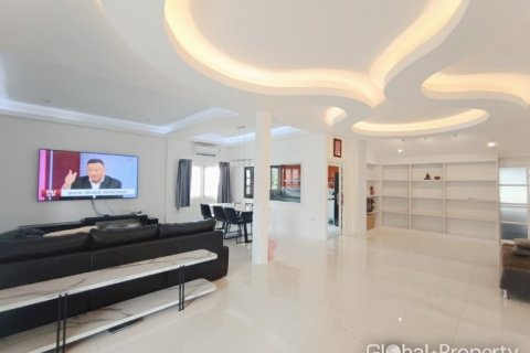 Haus in Pattaya, Thailand 2 Schlafzimmer № 233482 - Foto 8