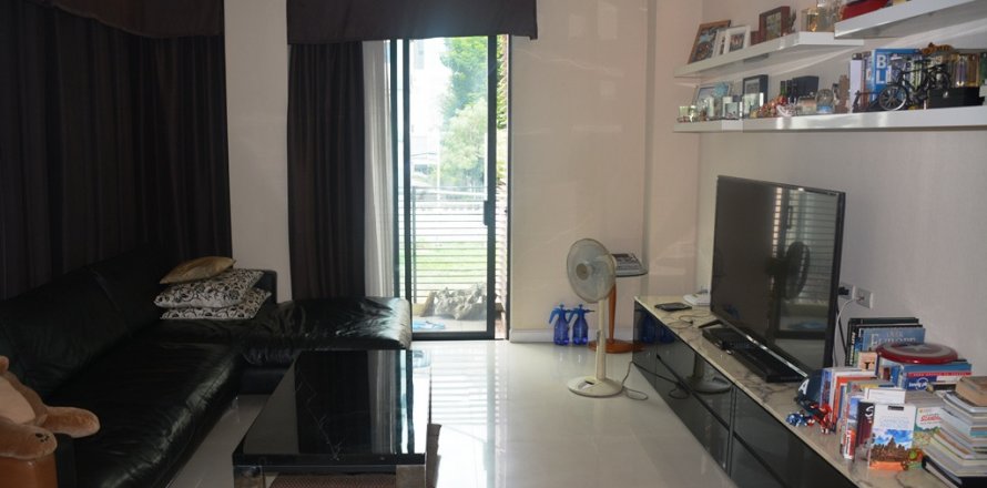 Condominio de 2 dormitorios en Bangkok, Tailandia № 66730