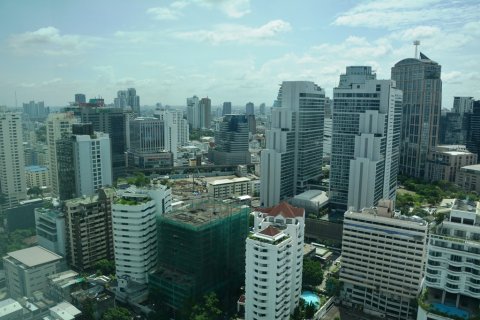 Condominio de 2 dormitorios en Bangkok, Tailandia № 66728