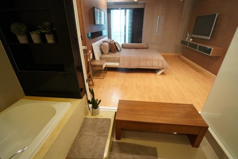 Condominio de 2 dormitorios en Bangkok, Tailandia № 66727 - foto 19