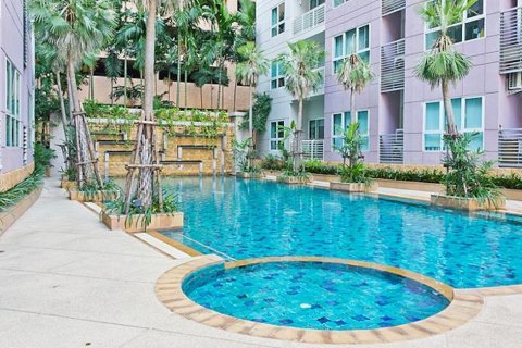 Condominio de 3 dormitorios en Bangkok, Tailandia № 66732 - foto 12