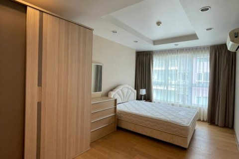 Condominio de 4 dormitorios en Bangkok, Tailandia № 143528 - foto 9