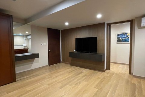 Condominio de 4 dormitorios en Bangkok, Tailandia № 143528 - foto 7