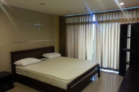 Condominio de 2 dormitorios en Bangkok, Tailandia № 143530 - foto 4